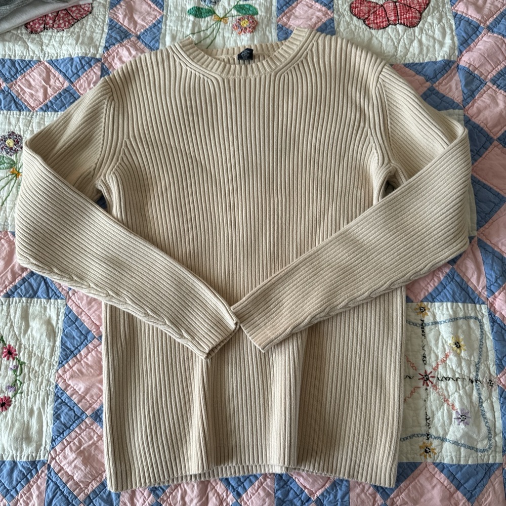 GAP Ribbed Crewneck Sweater in Light Beige